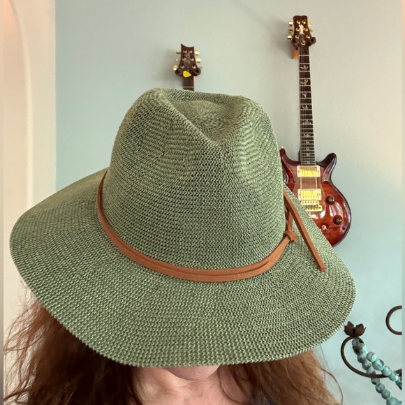 Melrose and Market Sage Green Mesh Wide Brim Hat - Picture 2 of 10